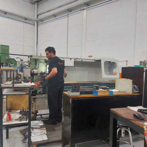 centro de mecanizado cnc mecadoba ingeniería vigo centro de mecanizado cnc mecadoba ingeniería vigo